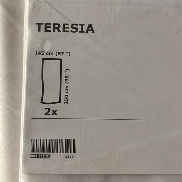 Sheer drapes - Picture 3 of 3